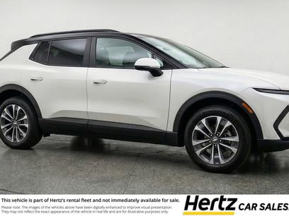 Used 2025 Chevrolet Equinox LT