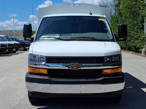 New 2025 Chevrolet Express 3500 w/ Power Convenience Package RWD image 23