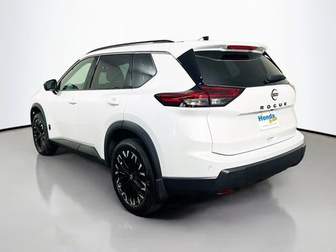 Used 2026 Nissan Rogue Dark Armor FWD image 7