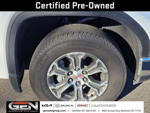 Certified 2024 GMC Sierra 1500 SLT image 8