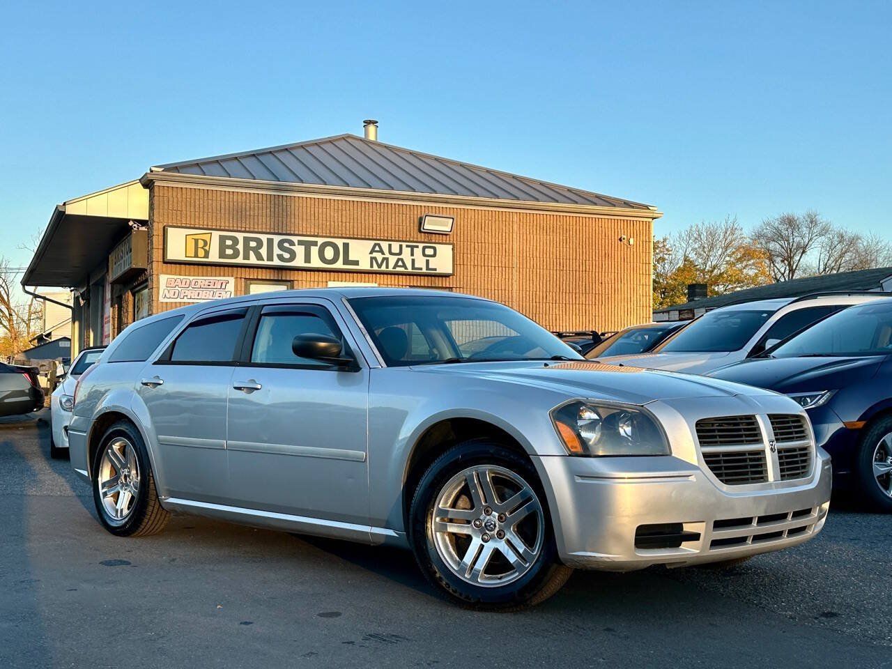 Used 2006 Dodge Magnum SE RWD image 18