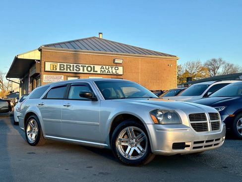 Used 2006 Dodge Magnum SE RWD image 18