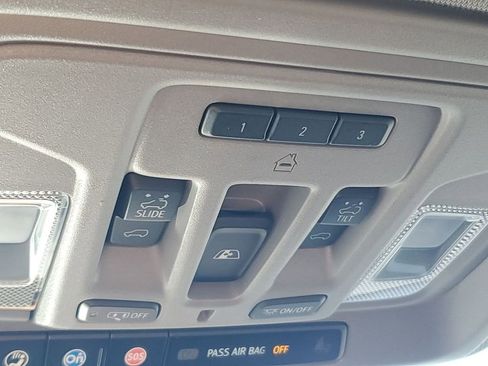 Certified 2023 GMC Sierra 1500 Denali image 37