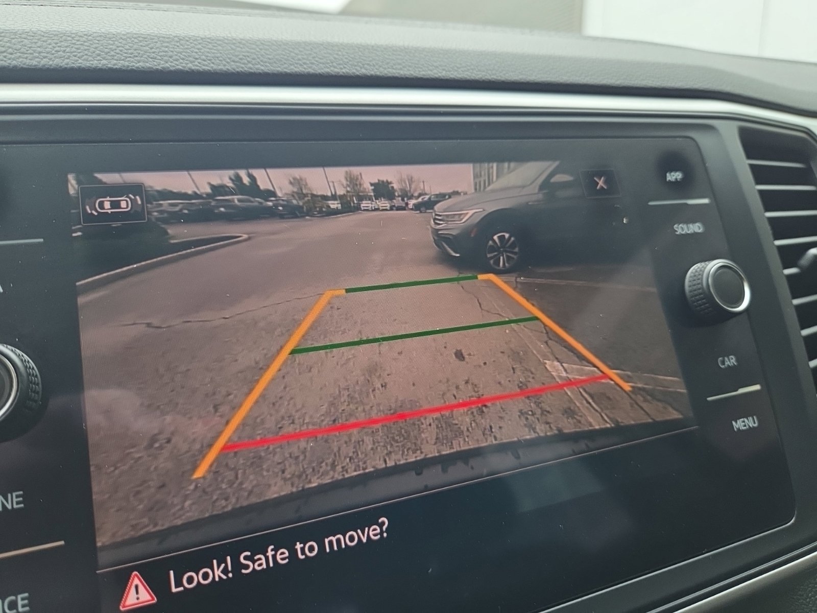 Used 2021 Volkswagen Atlas SE w/ Panoramic Sunroof Package AWD/4WD image 32