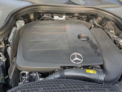 Certified 2022 Mercedes-Benz GLC 300 image 23