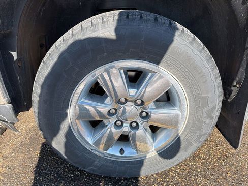 Used 2013 GMC Sierra 1500 SLE w/ Power Tech Package image 9