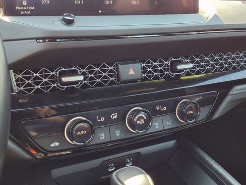 Used 2024 Honda Accord Sport image 9