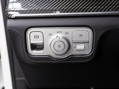 Used 2025 Mercedes-Benz GLE 63 AMG S image 10