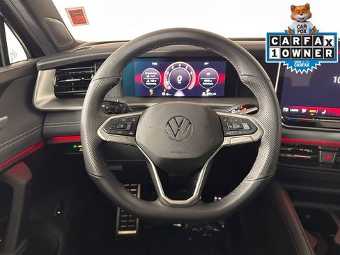 Used 2025 Volkswagen Tiguan SE R-Line AWD/4WD image 15