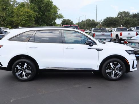 Used 2023 Kia Sorento S w/ Panoramic Sunroof Package FWD image 10