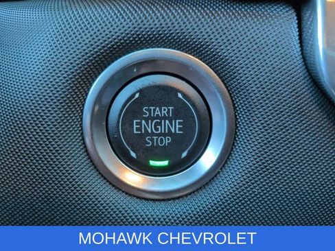 Certified 2024 Chevrolet Colorado Z71 w/ LPO, Dark Essentials Package AWD/4WD image 18
