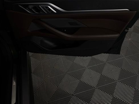 Used 2023 BMW i4 eDrive40 w/ Premium Package image 33