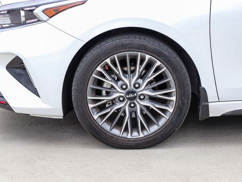 Used 2023 Kia Forte GT-Line w/ GT-Line Technology Package FWD image 11