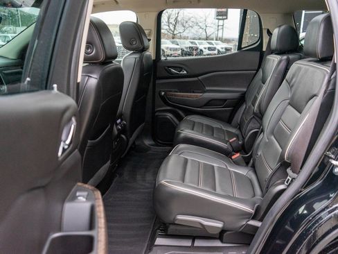 Used 2023 GMC Acadia Denali w/ Black Diamond Edition image 14