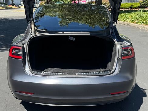 Used 2023 Tesla Model 3 Performance AWD/4WD image 11
