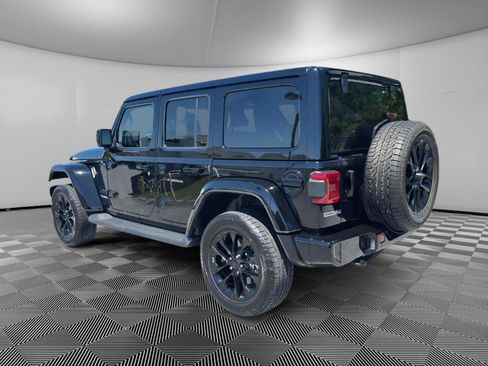 Used 2021 Jeep Wrangler Unlimited Sahara AWD/4WD image 3