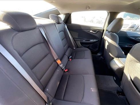 Used 2024 Chevrolet Malibu LS image 28