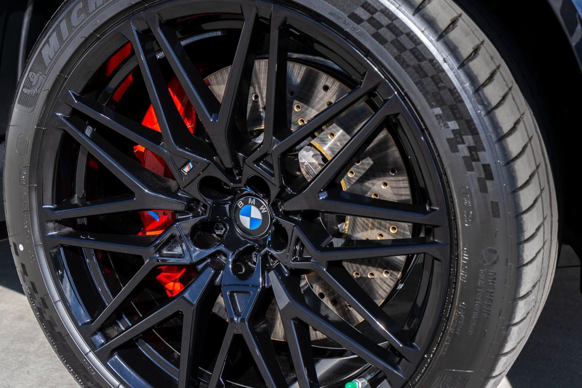 New 2026 BMW X5 M Competition w/ Executive Package AWD/4WD image 11