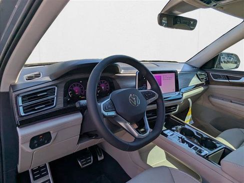 New 2026 Volkswagen Atlas SEL Premium R-Line image 24