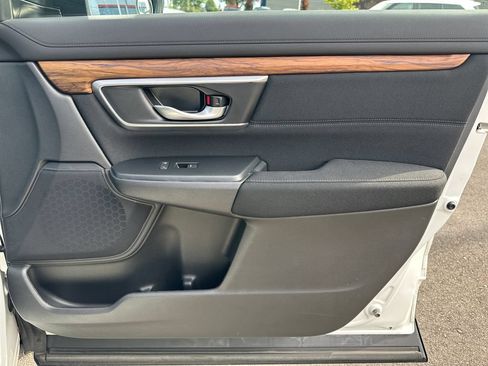 Used 2018 Honda CR-V EX image 16