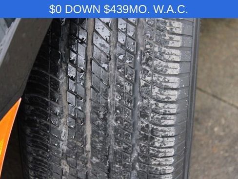 Used 2023 Chrysler Pacifica Touring-L image 13