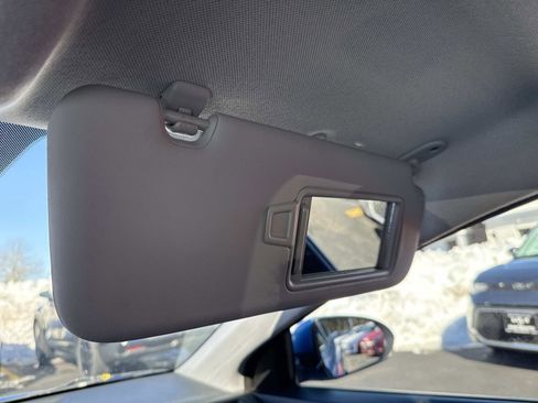 Used 2017 Hyundai Elantra SE image 26