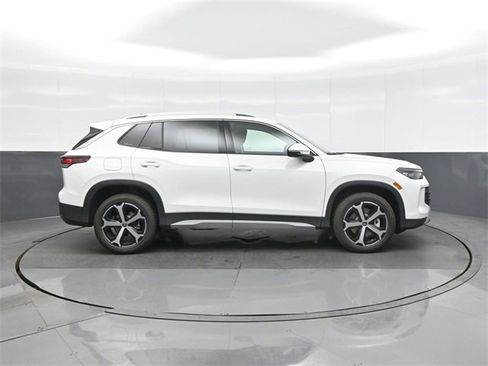 New 2026 Volkswagen Tiguan SE image 8