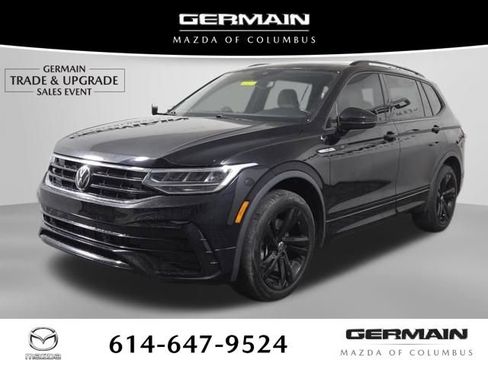Used 2023 Volkswagen Tiguan SE R-Line image 1