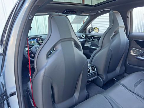 Used 2024 Mercedes-Benz C 63 AMG S image 42