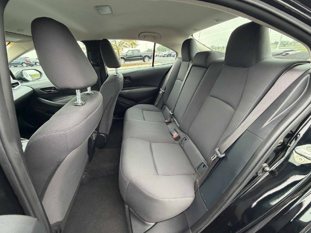 Used 2024 Toyota Corolla LE FWD image 20