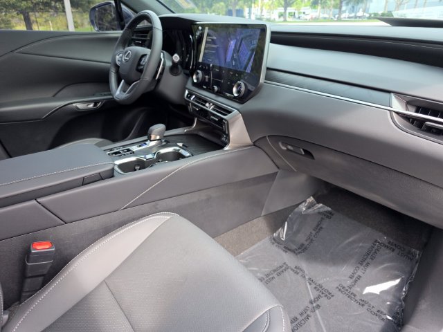 Used 2026 Lexus RX 350 F Sport w/ Convenience Package AWD/4WD image 9