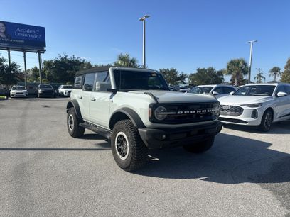 Used 2023 Ford Bronco Outer Banks w/ Sasquatch Package