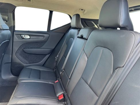 Certified 2025 Volvo XC40 B5 Plus image 34