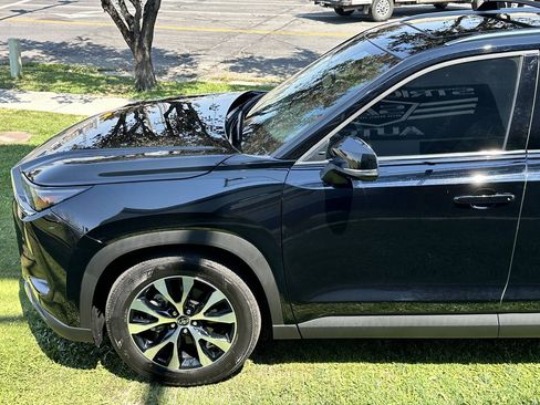 Used 2026 Toyota Grand Highlander AWD Hybrid image 10