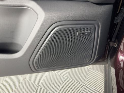 Certified 2025 Porsche Macan Turbo image 22