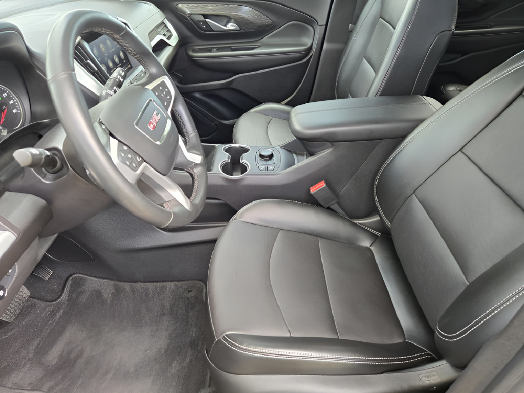 Used 2024 GMC Terrain SLT AWD/4WD image 12