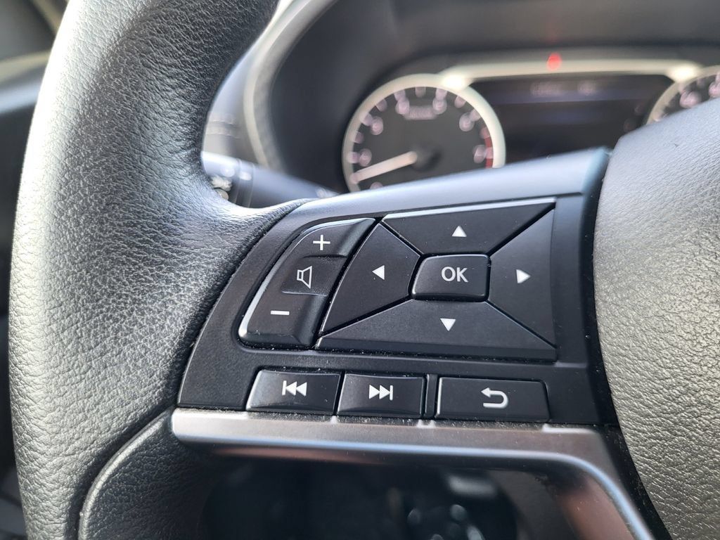 Used 2024 Nissan Sentra SV FWD image 20