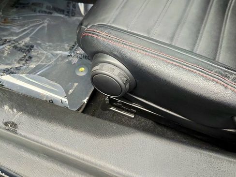 Used 2020 FIAT 124 Spider Abarth w/ Convenience Group image 12