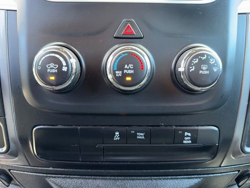 Used 2024 RAM 1500 Classic Warlock image 17