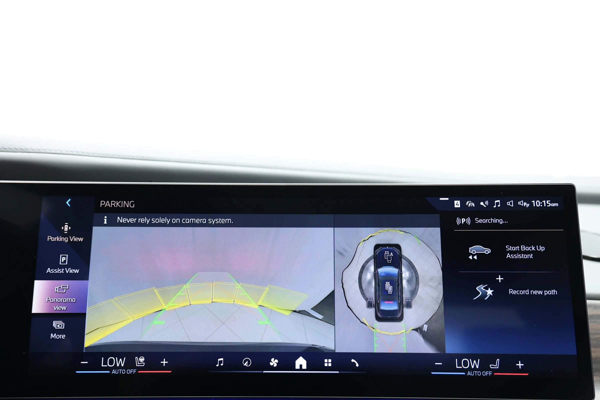 Used 2023 BMW i7 xDrive60 AWD/4WD image 31