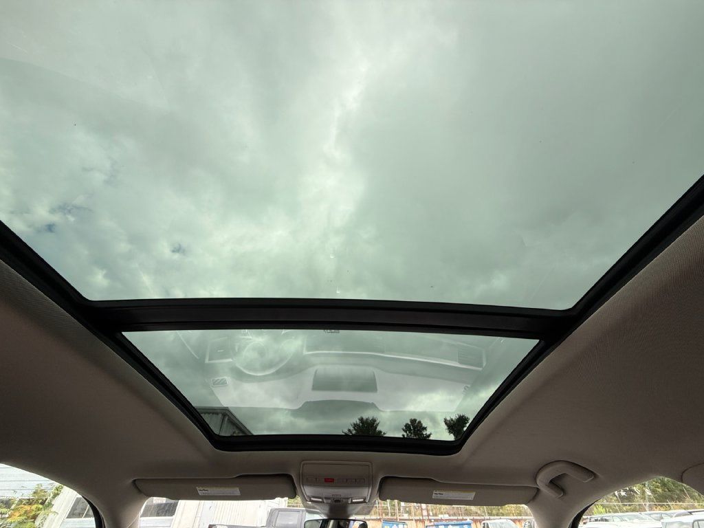 Used 2019 Volkswagen Atlas SE w/ Panoramic Sunroof Package AWD/4WD image 23