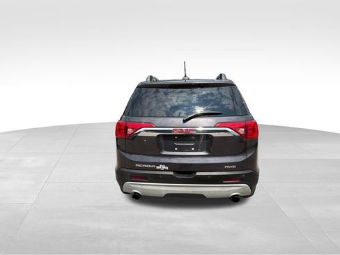 Used 2017 GMC Acadia SLT AWD/4WD image 4