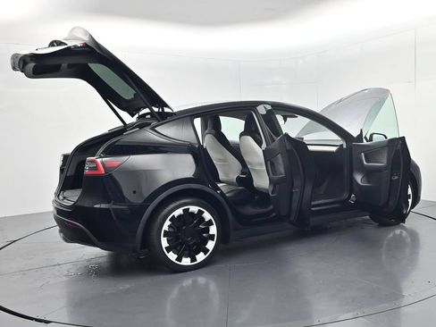Used 2020 Tesla Model Y Long Range AWD/4WD image 48