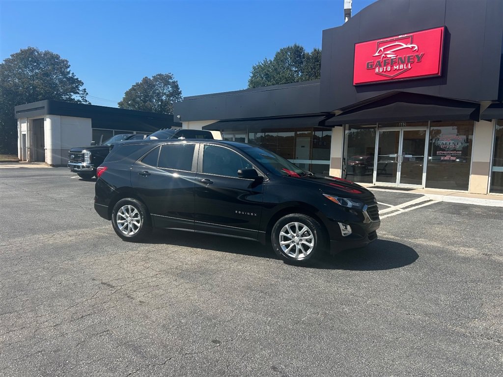 Used 2020 Chevrolet Equinox LS w/ LS Convenience Package FWD image 1