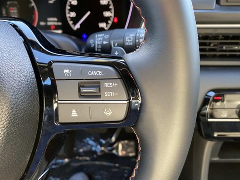 New 2025 Honda Pilot Sport image 15