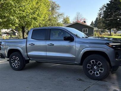 Used 2024 Chevrolet Colorado Z71 w/ Z71 Convenience Package 2