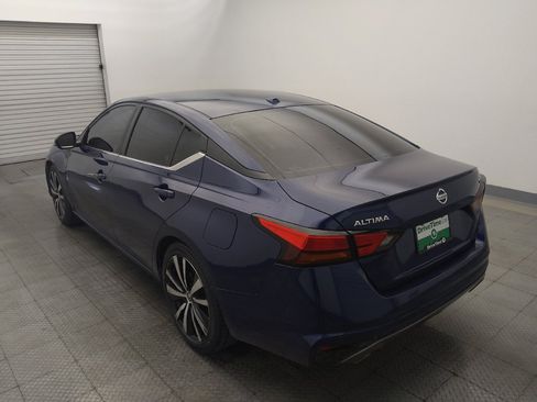 Used 2021 Nissan Altima 2.5 SR FWD image 5