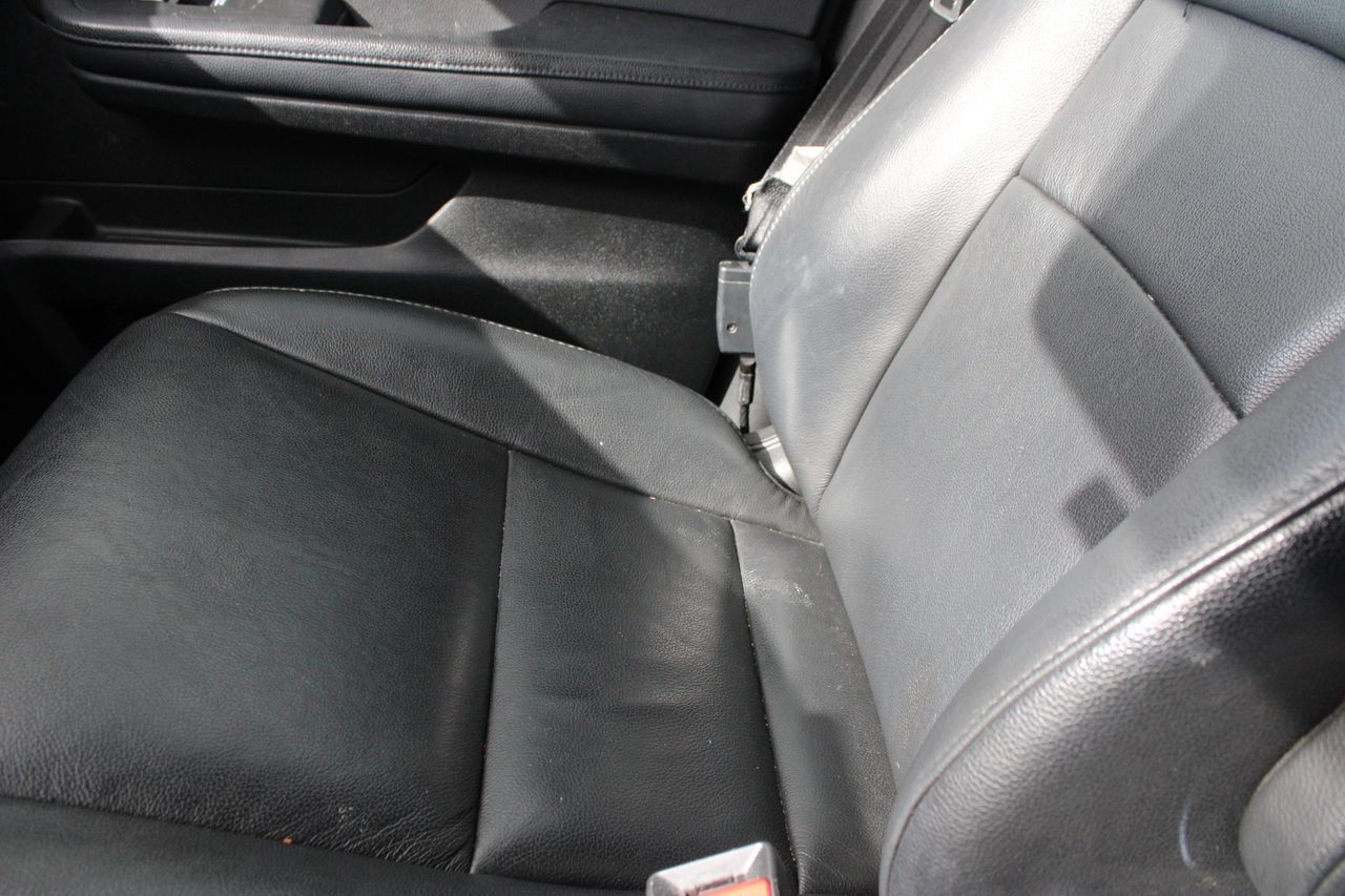 Used 2017 Honda Pilot Touring image 18