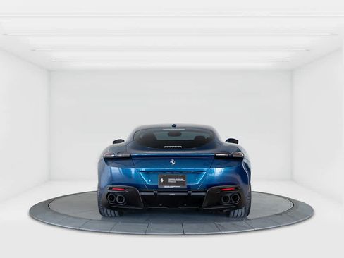 Used 2022 Ferrari Roma RWD image 4