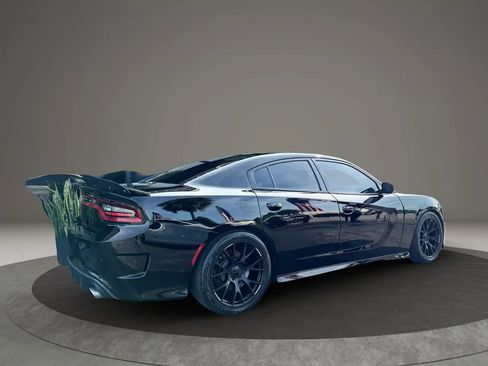 Used 2017 Dodge Charger R/T Scat Pack w/ Dynamics Package RWD image 14
